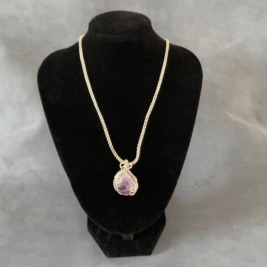 Grár: Amethyst & Silver Viking Knit Necklace